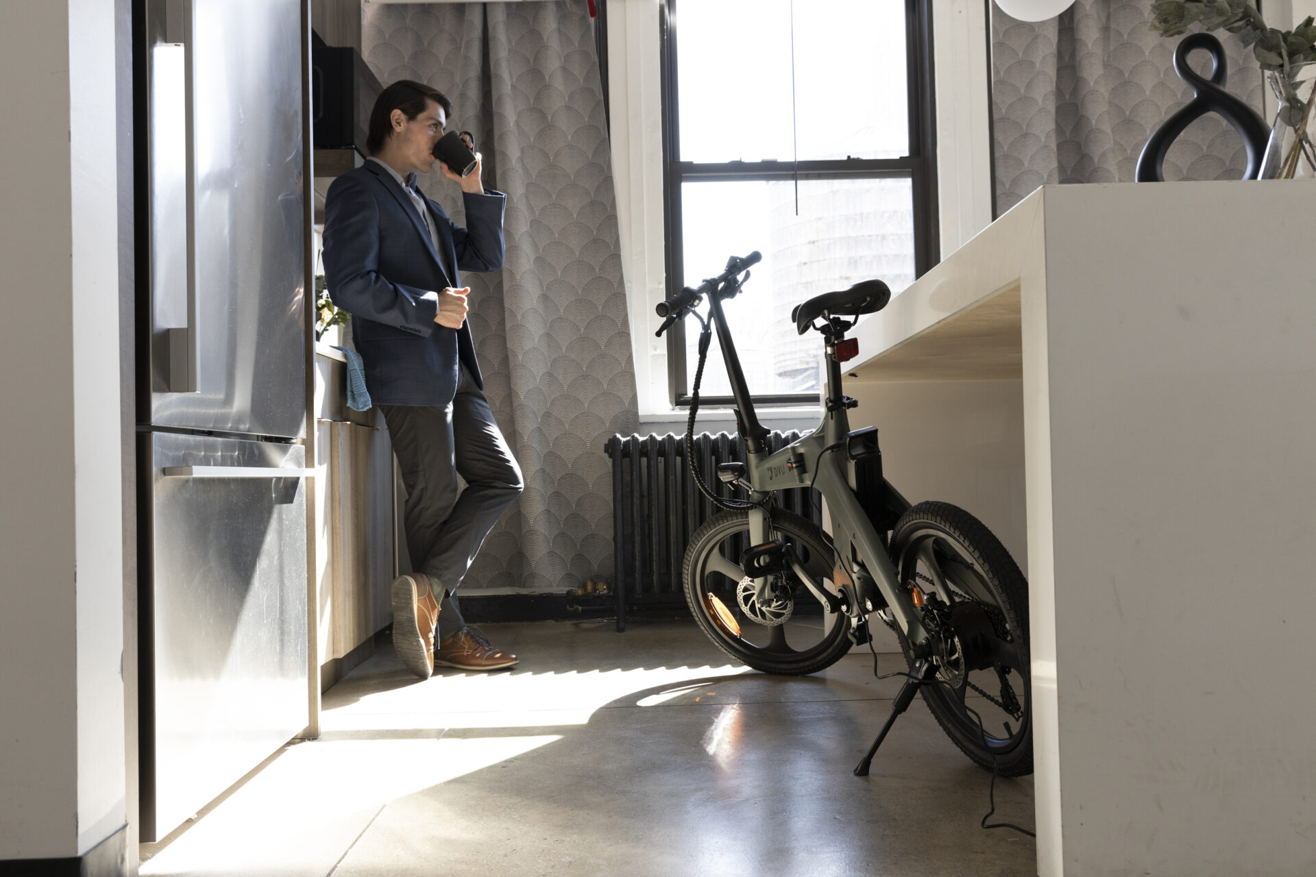 Urban e-bike commuting