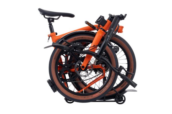 Brompton G Line 8-Speed Folding Bike with Roller Frame - Dark Navy, Mid Handlebars