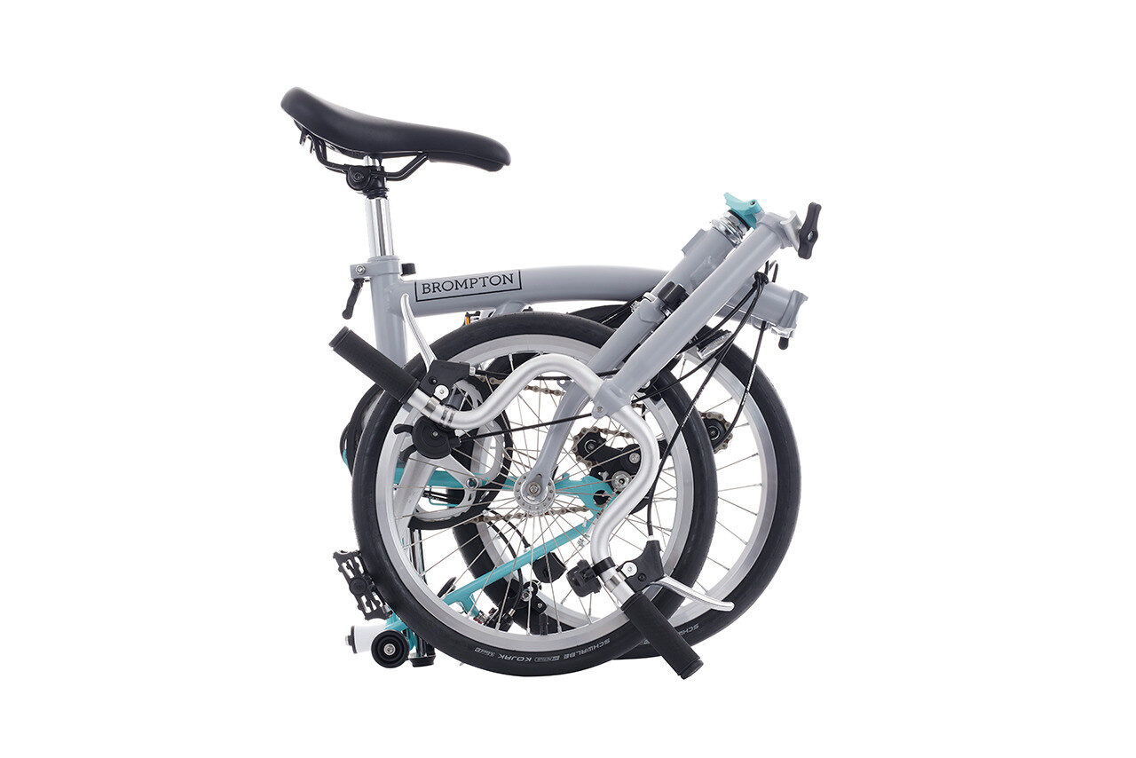 Brompton A Line 3-Speed Folding Bike | Window Grey/Turkish Green, Mid Handlebar - Image 5