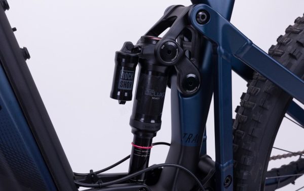 Ghost E-Riot AM CF Advanced – Elcykel i fullkarbon för enduro