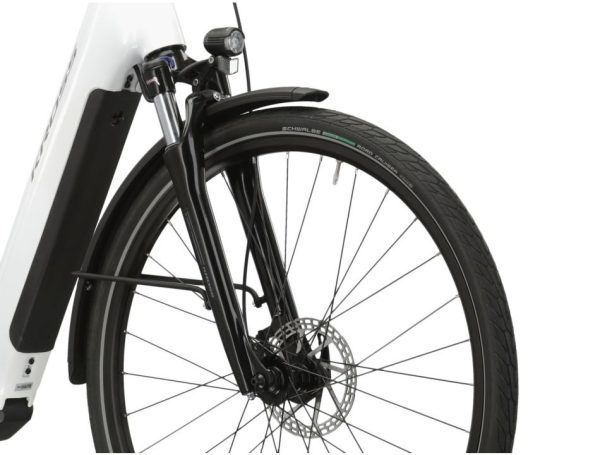 Kross Trans Hybrid LS 5.0 630 – Electric trekking bike with Shimano drive, 630 Wh battery, and suspended fork