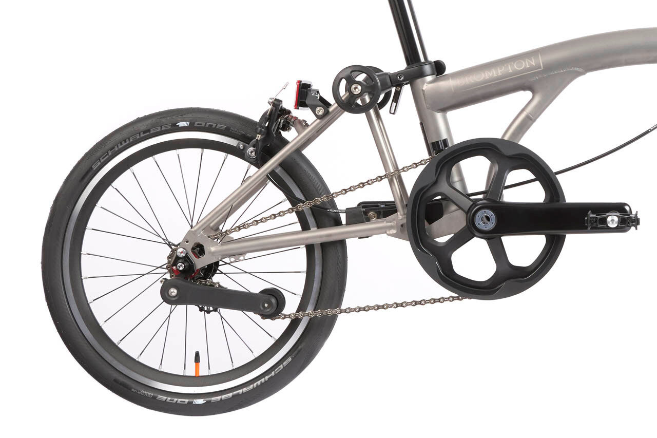 Bicicleta dobrável de 1 velocidade Brompton T Line One - Titânio jateado, guiador médio - Imagem 6