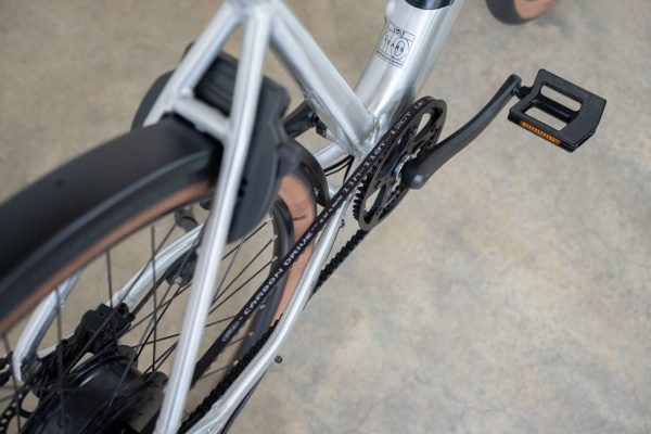 Miejski rower elektryczny Volt London - lekki, zwinny i gotowy do jazdy po mieście